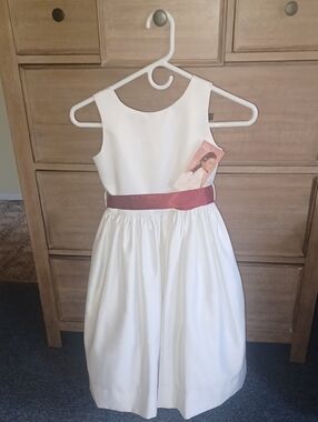 NWT Us Angels White Satin Flower Girl Dress w/ Maroon Sash - Size 6X